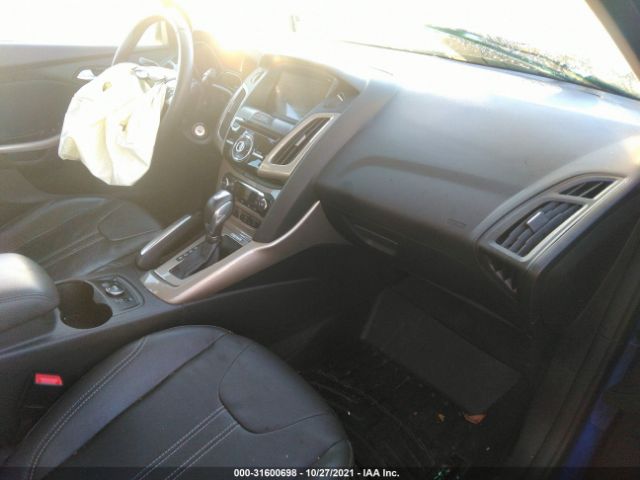 Photo 4 VIN: 1FAHP3H27CL249491 - FORD FOCUS 