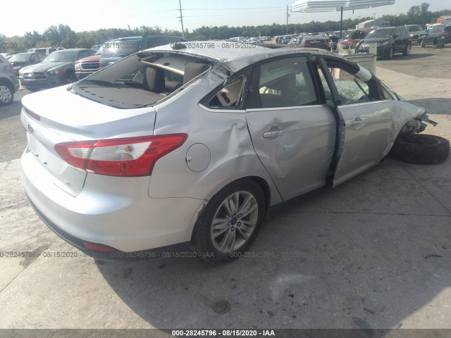 Photo 3 VIN: 1FAHP3H27CL273208 - FORD FOCUS 