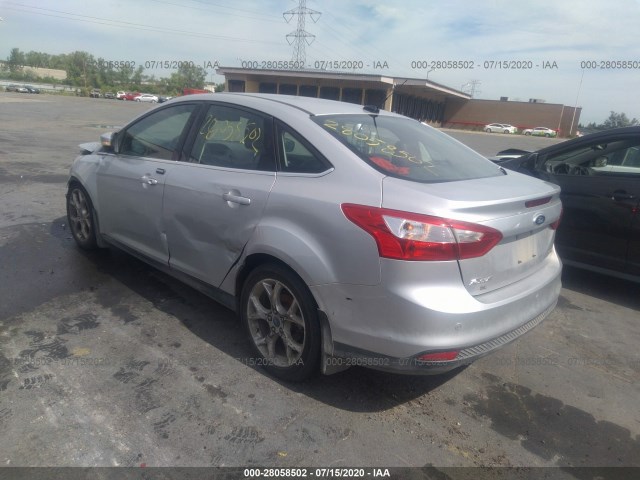 Photo 2 VIN: 1FAHP3H27CL314047 - FORD FOCUS 