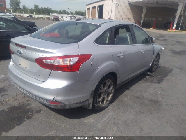 Photo 3 VIN: 1FAHP3H27CL314047 - FORD FOCUS 