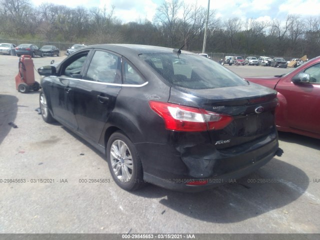 Photo 2 VIN: 1FAHP3H27CL363300 - FORD FOCUS 