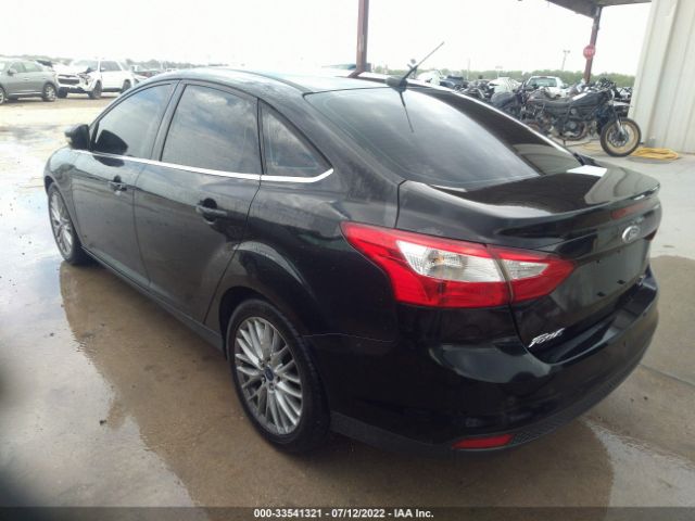 Photo 2 VIN: 1FAHP3H27CL385961 - FORD FOCUS 