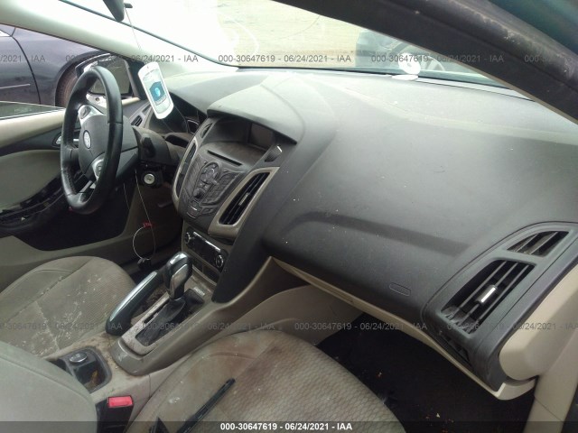 Photo 4 VIN: 1FAHP3H27CL423754 - FORD FOCUS 