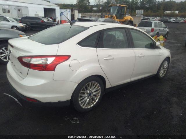 Photo 3 VIN: 1FAHP3H27CL461257 - FORD FOCUS 