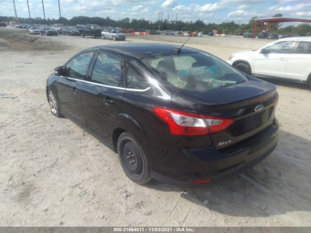 Photo 2 VIN: 1FAHP3H27CL461808 - FORD FOCUS 