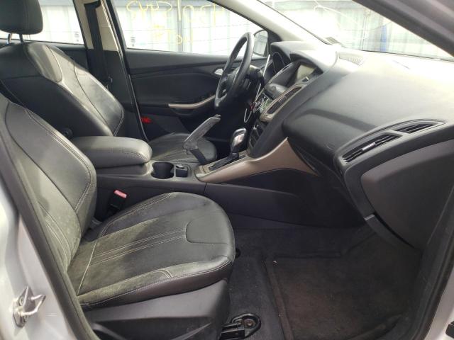 Photo 4 VIN: 1FAHP3H28CL124676 - FORD FOCUS SEL 