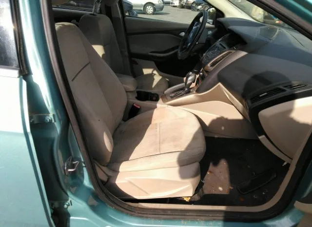 Photo 4 VIN: 1FAHP3H28CL145947 - FORD FOCUS 