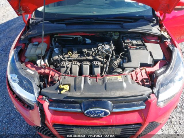 Photo 9 VIN: 1FAHP3H28CL162621 - FORD FOCUS 