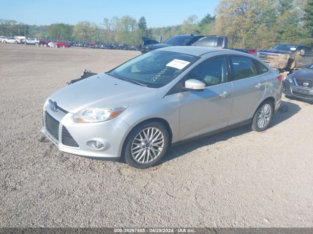 Photo 1 VIN: 1FAHP3H28CL226401 - FORD FOCUS 