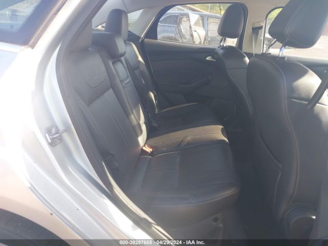 Photo 7 VIN: 1FAHP3H28CL226401 - FORD FOCUS 