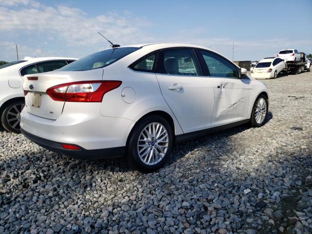 Photo 3 VIN: 1FAHP3H28CL255056 - FORD FOCUS 