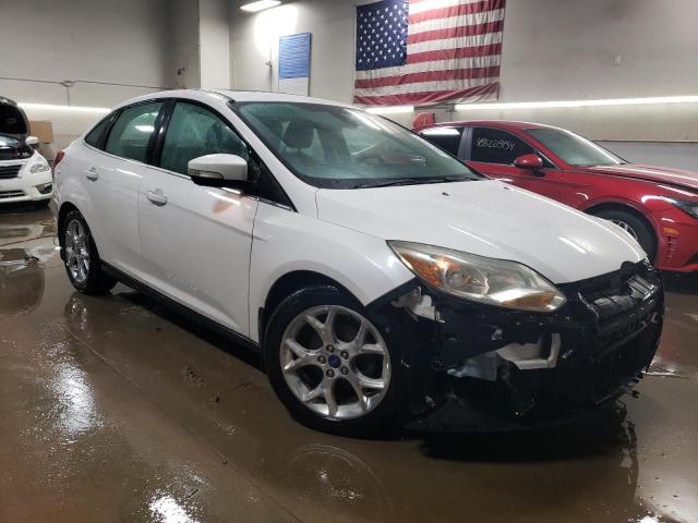 Photo 3 VIN: 1FAHP3H28CL300674 - FORD FOCUS 