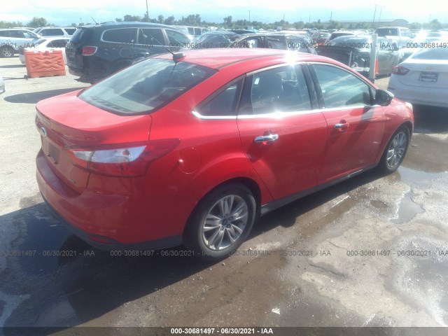 Photo 3 VIN: 1FAHP3H28CL363127 - FORD FOCUS 