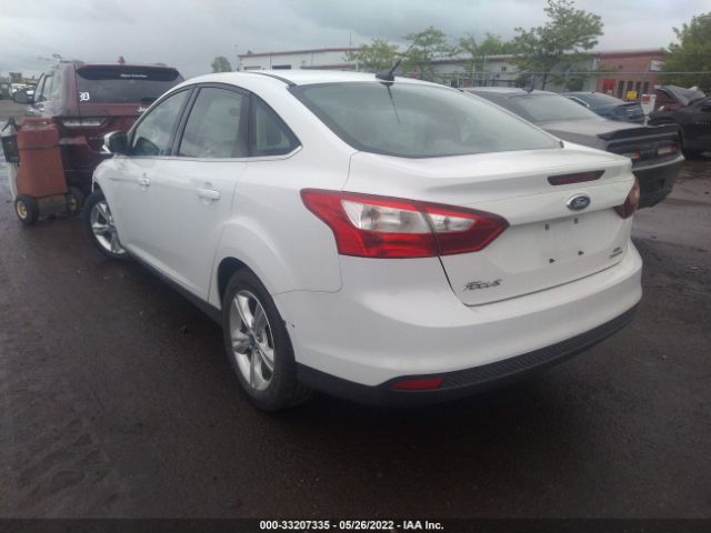 Photo 2 VIN: 1FAHP3H28CL372149 - FORD FOCUS 