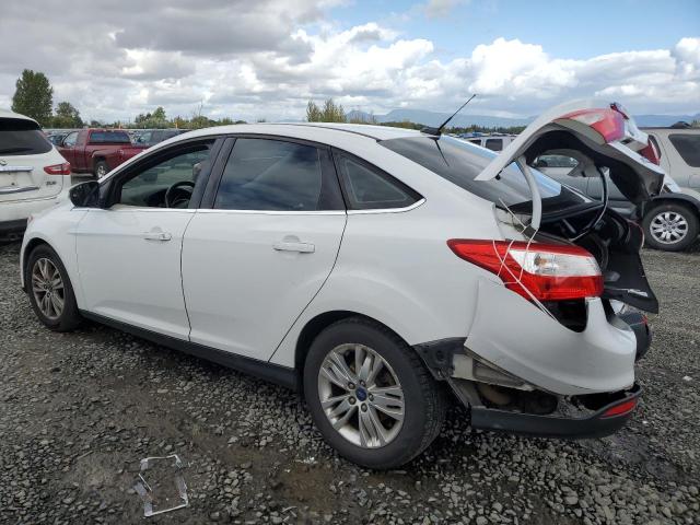 Photo 1 VIN: 1FAHP3H28CL388044 - FORD FOCUS SEL 