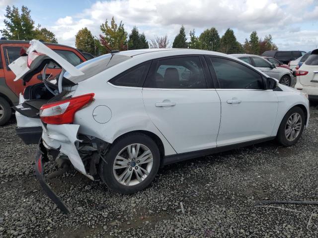 Photo 2 VIN: 1FAHP3H28CL388044 - FORD FOCUS SEL 