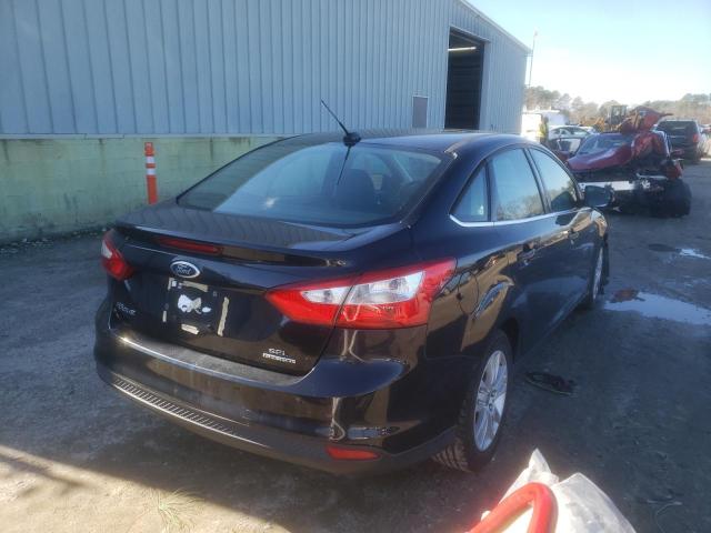 Photo 3 VIN: 1FAHP3H28CL420717 - FORD FOCUS SEL 