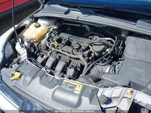 Photo 9 VIN: 1FAHP3H28CL423813 - FORD FOCUS 