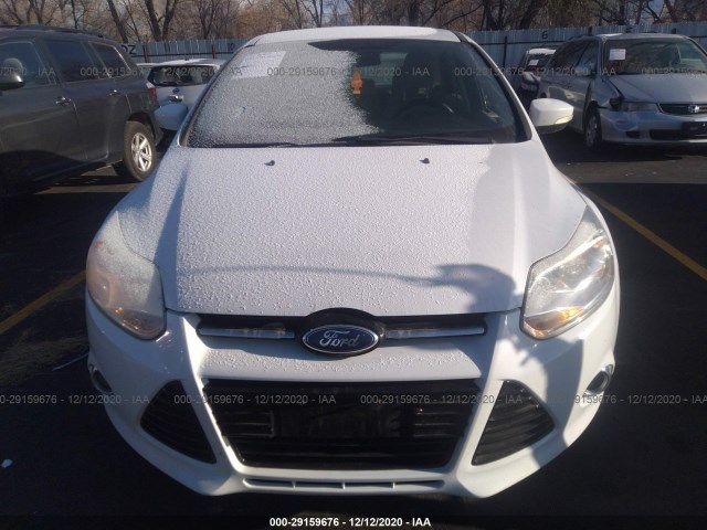 Photo 5 VIN: 1FAHP3H29CL132169 - FORD FOCUS 