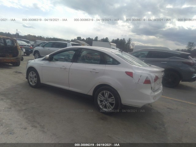 Photo 2 VIN: 1FAHP3H29CL147979 - FORD FOCUS 