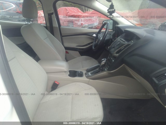 Photo 4 VIN: 1FAHP3H29CL147979 - FORD FOCUS 