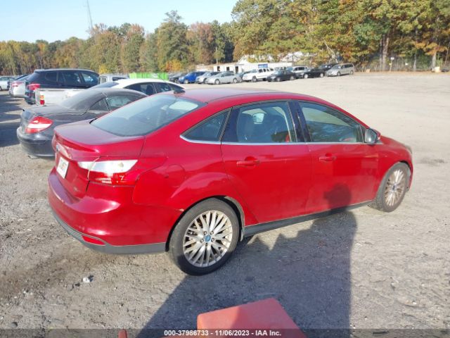 Photo 3 VIN: 1FAHP3H29CL149666 - FORD FOCUS 