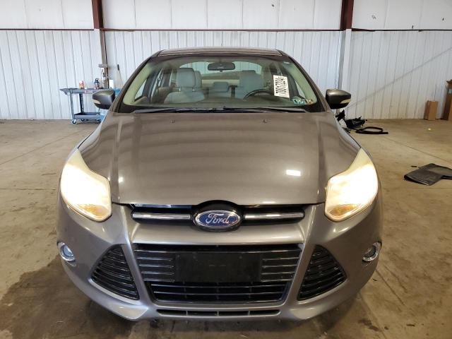 Photo 4 VIN: 1FAHP3H29CL229436 - FORD FOCUS SEL 