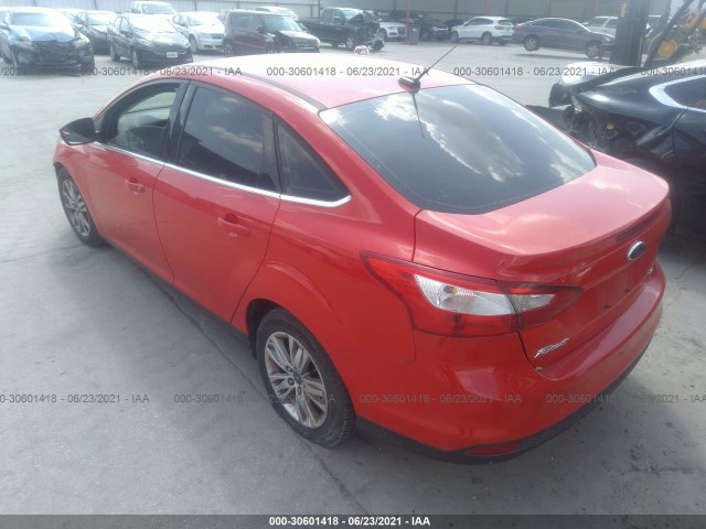 Photo 2 VIN: 1FAHP3H29CL252134 - FORD FOCUS 