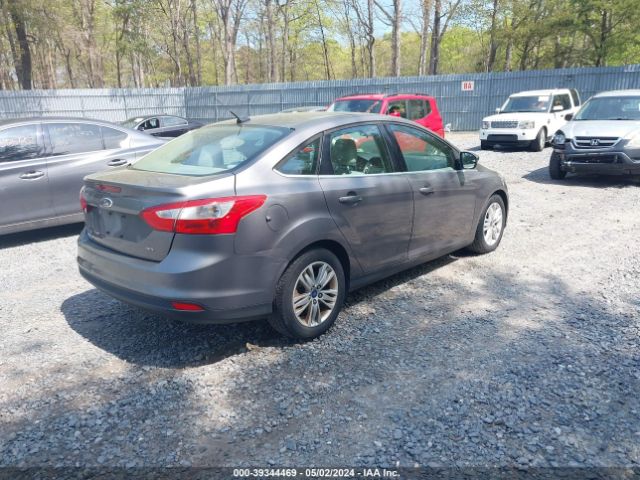 Photo 3 VIN: 1FAHP3H29CL269953 - FORD FOCUS 