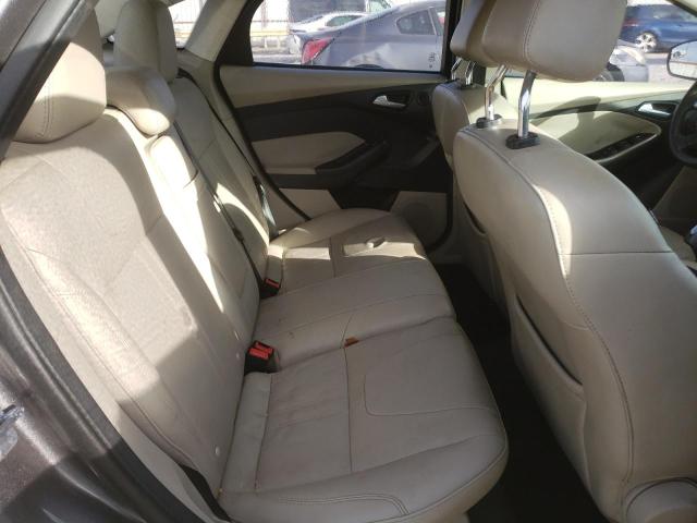 Photo 9 VIN: 1FAHP3H29CL366358 - FORD FOCUS SEL 