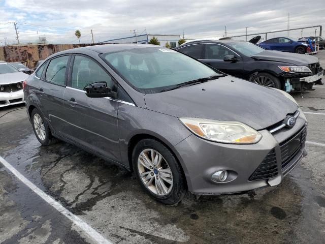 Photo 3 VIN: 1FAHP3H29CL382852 - FORD FOCUS 