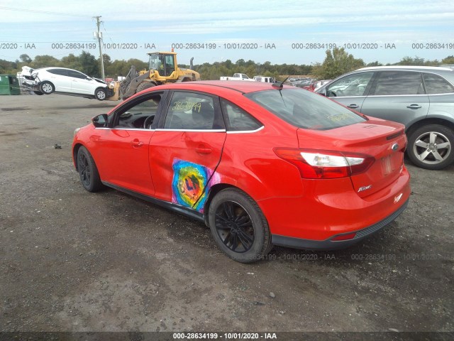 Photo 2 VIN: 1FAHP3H29CL437106 - FORD FOCUS 