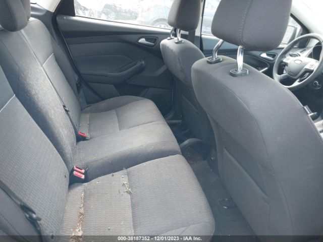 Photo 7 VIN: 1FAHP3H2XCL195944 - FORD FOCUS 