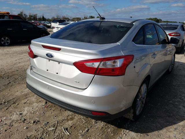 Photo 3 VIN: 1FAHP3H2XCL367485 - FORD FOCUS SEL 