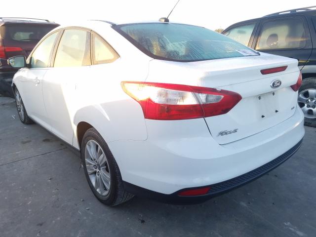 Photo 2 VIN: 1FAHP3H2XCL367888 - FORD FOCUS 