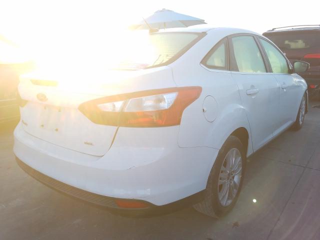 Photo 3 VIN: 1FAHP3H2XCL367888 - FORD FOCUS 