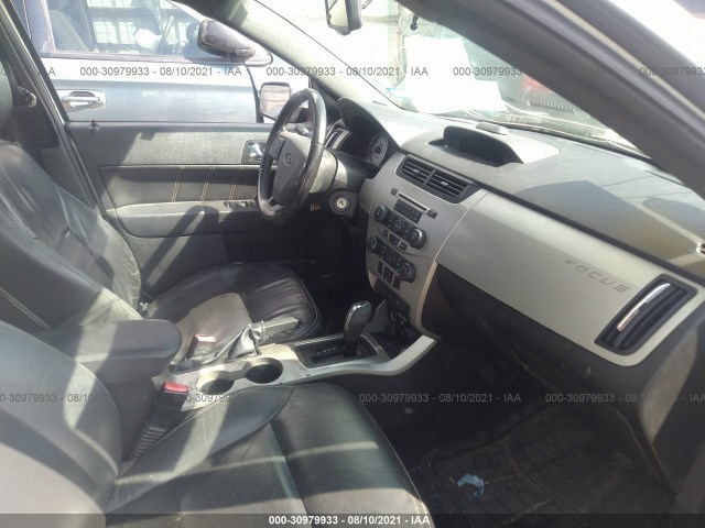 Photo 4 VIN: 1FAHP3HN0AW144569 - FORD FOCUS 