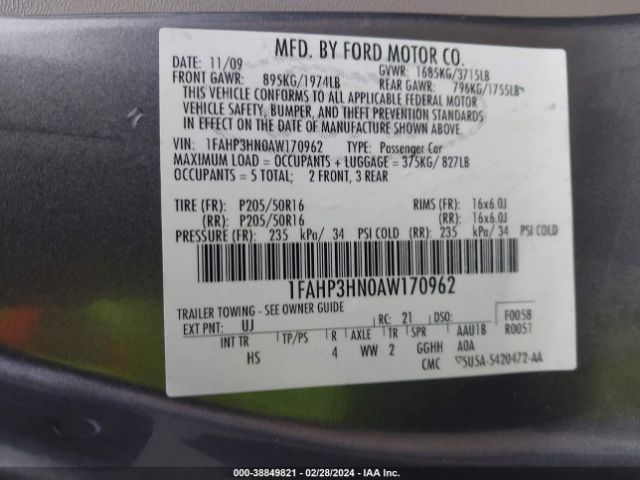 Photo 8 VIN: 1FAHP3HN0AW170962 - FORD FOCUS 