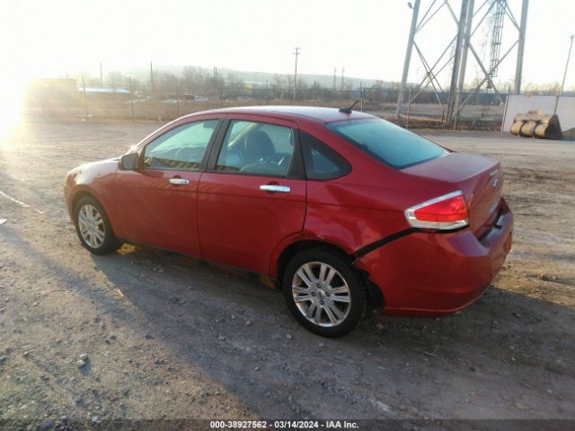 Photo 2 VIN: 1FAHP3HN1AW170677 - FORD FOCUS 