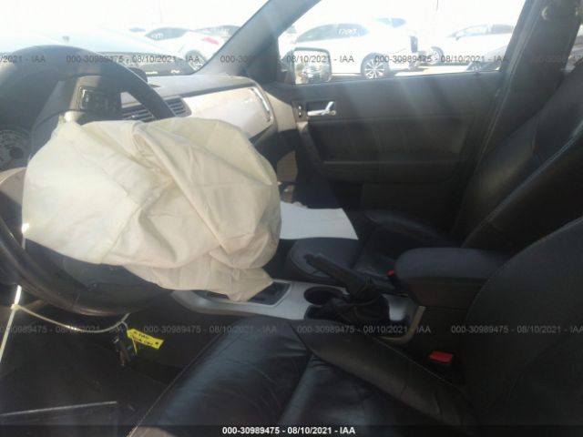 Photo 4 VIN: 1FAHP3HN1AW217657 - FORD FOCUS 