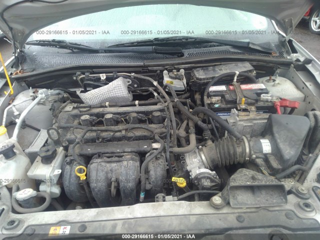 Photo 9 VIN: 1FAHP3HN1AW250304 - FORD FOCUS 