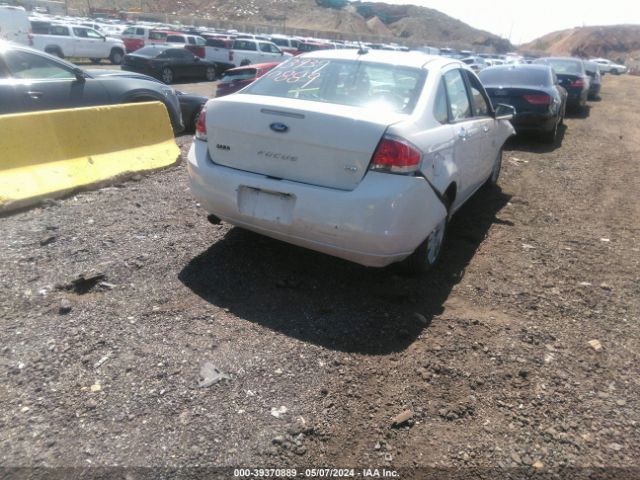 Photo 3 VIN: 1FAHP3HN2BW118816 - FORD FOCUS 