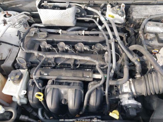 Photo 9 VIN: 1FAHP3HN5BW106109 - FORD FOCUS 