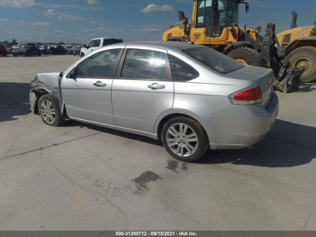 Photo 2 VIN: 1FAHP3HN5BW110323 - FORD FOCUS 