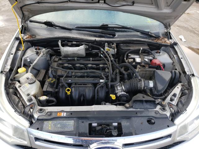 Photo 6 VIN: 1FAHP3HN5BW183675 - FORD FOCUS SEL 