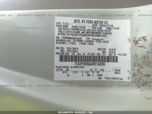 Photo 8 VIN: 1FAHP3HN6AW216830 - FORD FOCUS 