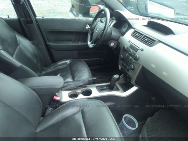 Photo 4 VIN: 1FAHP3HN8AW177478 - FORD FOCUS 