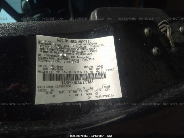 Photo 8 VIN: 1FAHP3HNXAW177885 - FORD FOCUS 