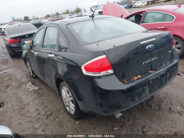 Photo 2 VIN: 1FAHP3HNXAW247482 - FORD FOCUS 