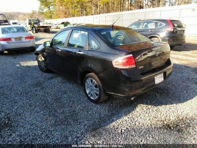 Photo 2 VIN: 1FAHP3HNXBW123763 - FORD FOCUS 